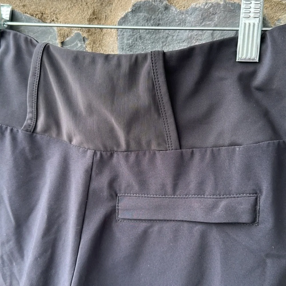 Athleta 'Ascender' Side Stripe Running Shorts in Black & White Size 2